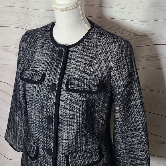 Talbots Tweed Crop Four Button Ruffle Trim Detail Blazer Jacket - Picture 4 of 11